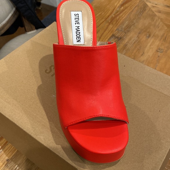 Steve Madden Shoes New Steve Madden Red Platform Mule Poshmark